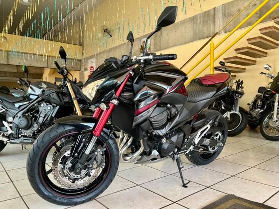 KAWASAKI Z800 ABS KAWASAKI Z800 ABS